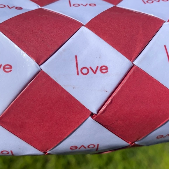 NWT Rebagz Eco Friendly Love Red and White Shoulder Bag - Picture 13 of 16